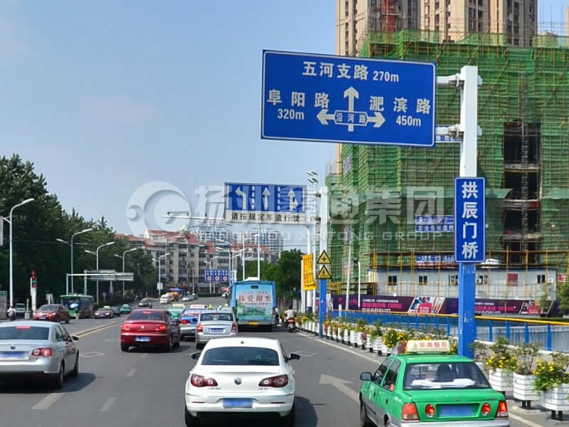 BZG-017，F(xiàn)型交通標(biāo)志桿，合肥交通標(biāo)志桿