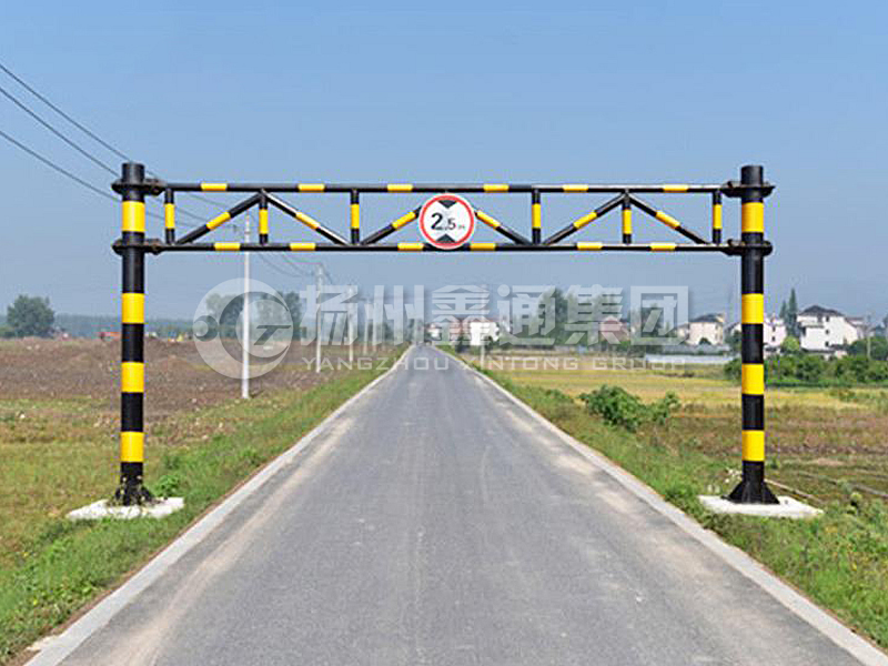LMJ-020，鄉(xiāng)道限高龍門(mén)架
