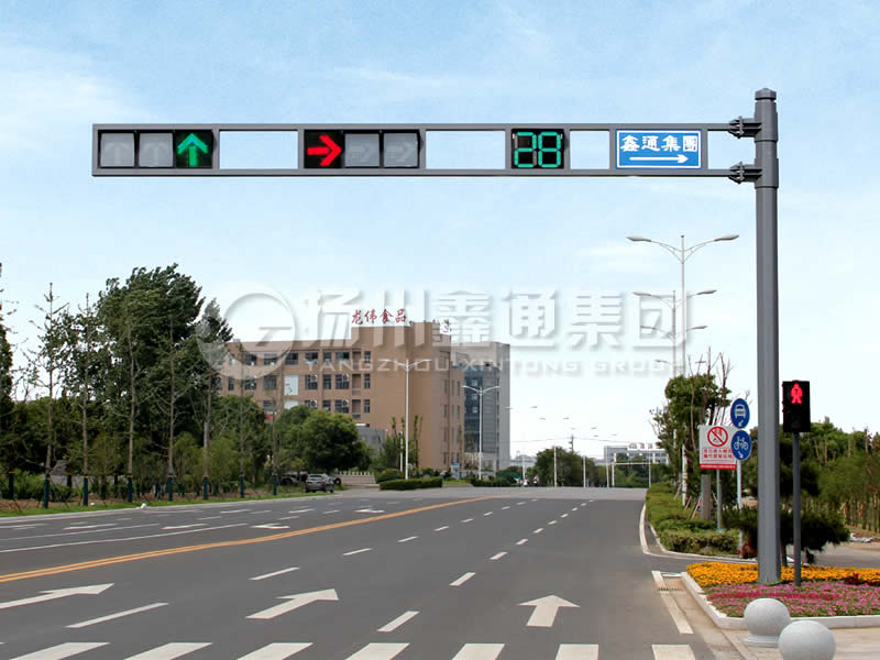 XHDG-001，八棱立桿框架信號(hào)燈桿