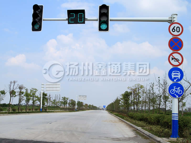 XHDG-036，八棱錐形信號燈桿