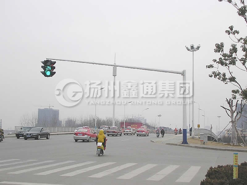 XHDG-054，釣魚桿式信號(hào)燈桿