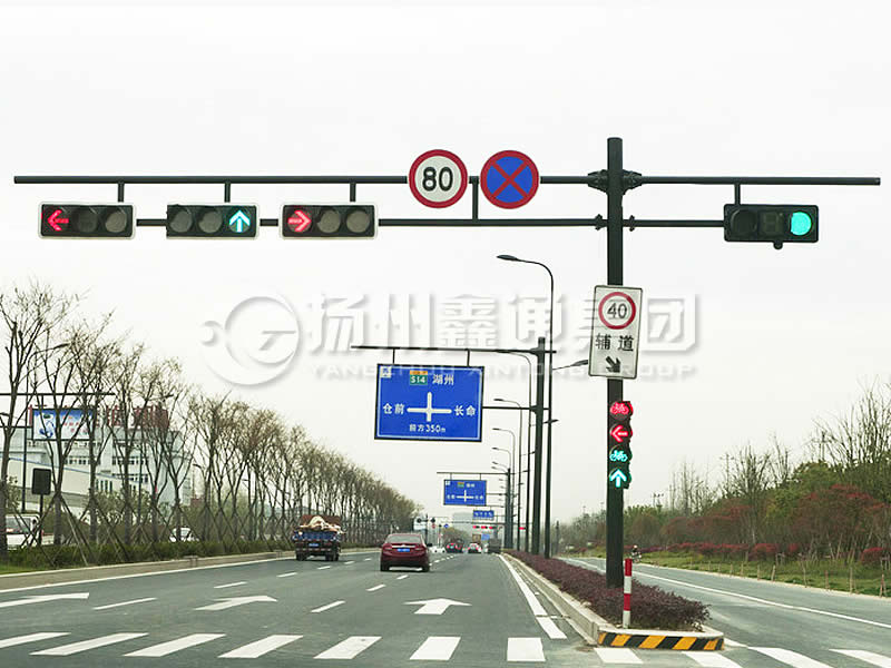 XHDG-056，F(xiàn)型雙臂信號(hào)燈桿，杭州信號(hào)燈桿