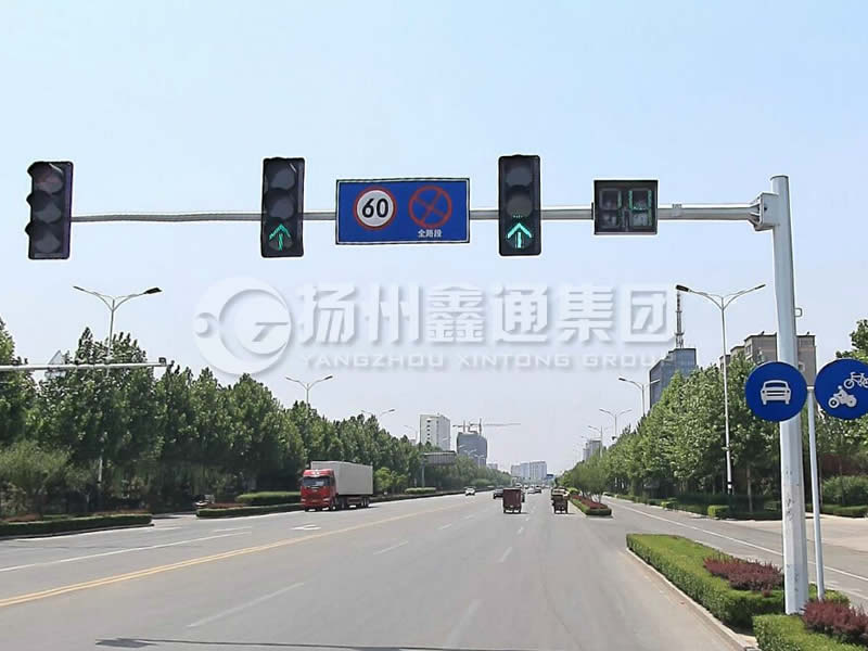 XHDG-060，八棱懸臂信號(hào)燈桿